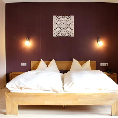 Gaestehaus Loehnert Gmbh Кобург