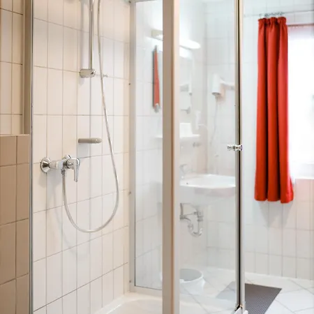 Fogadó Gaestehaus Loehnert Gmbh Coburg