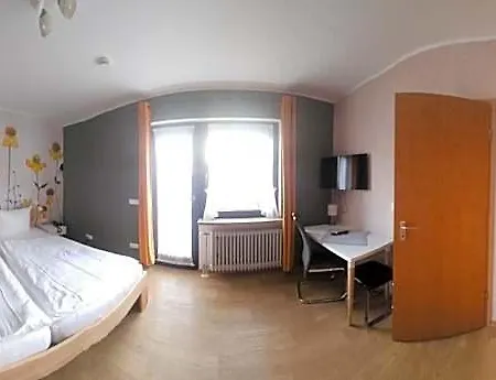 Fogadó Gaestehaus Loehnert Gmbh Coburg